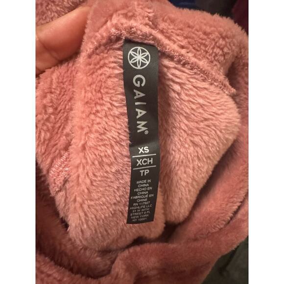 GAIAM Mock neck plush pullover sweater - Picture 3 of 3